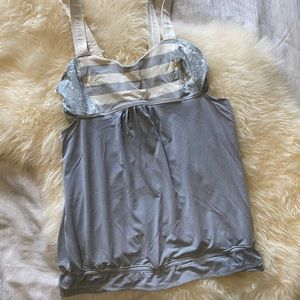 Lululemon Back on Track tank Size 6